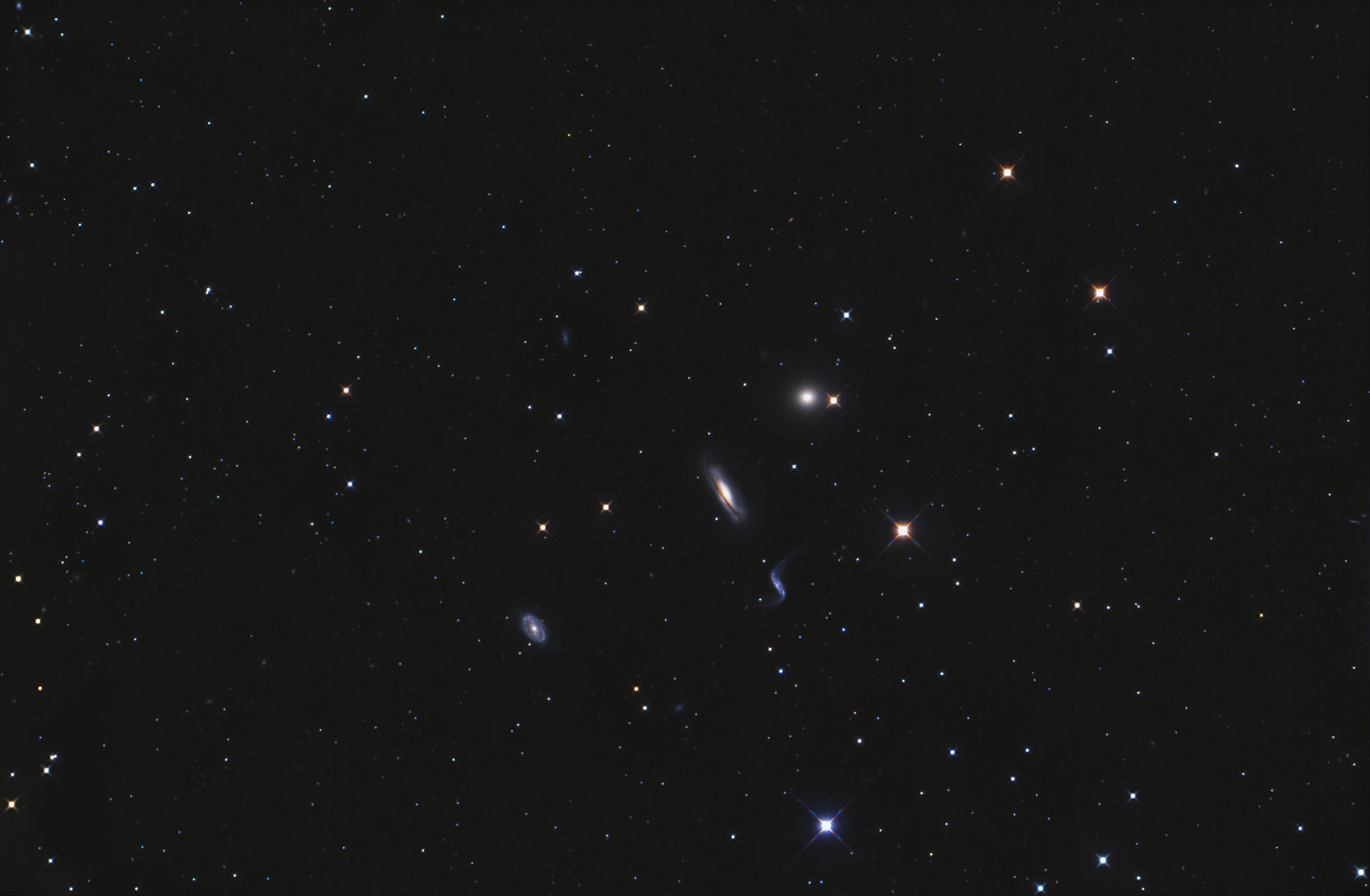 NGC4725_Full_2017
